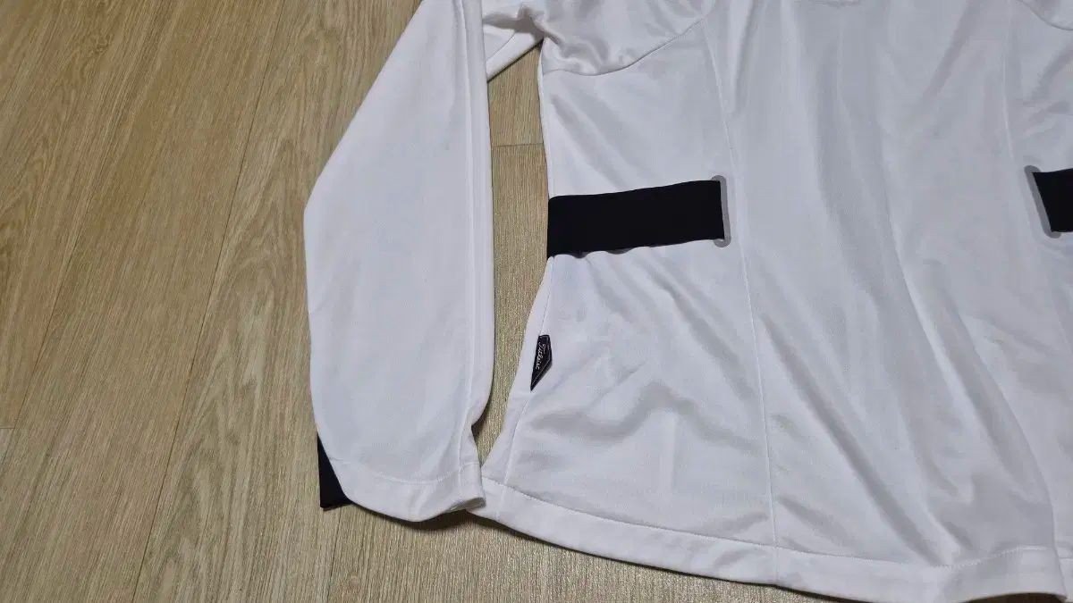 レディースゴルフウェア