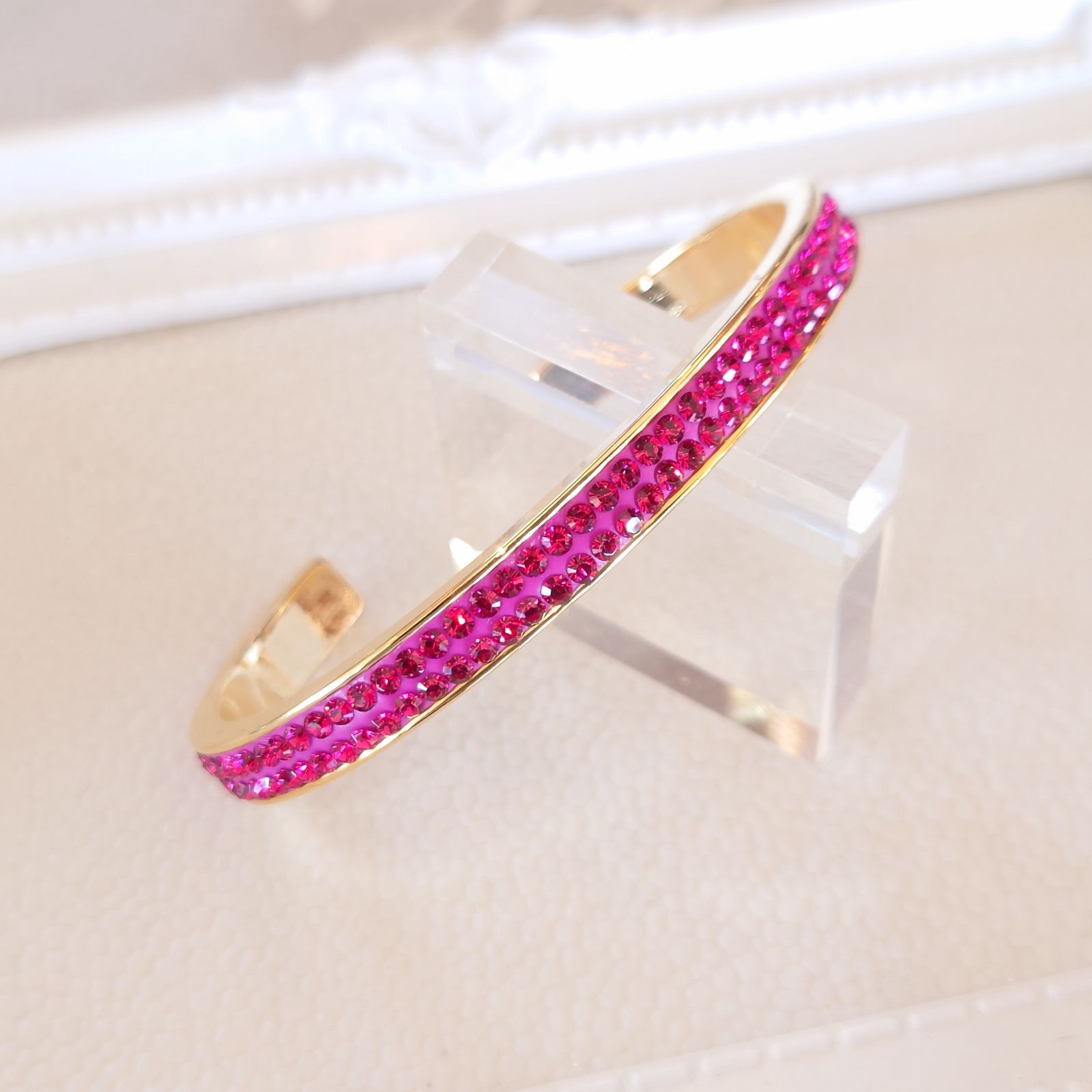 スワロフスキー バングル ブレスレット SWAROVSKI レッド オシャレ 