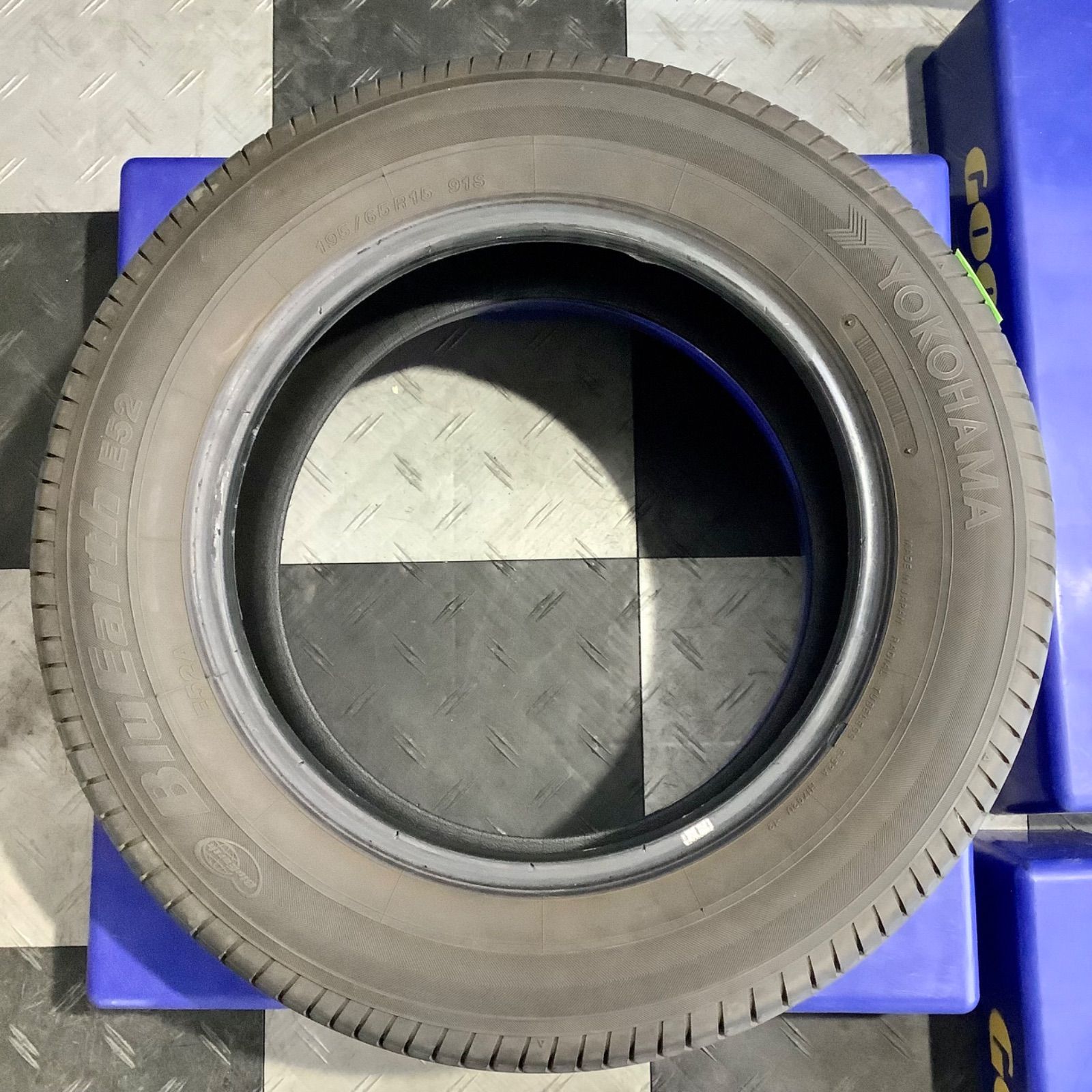 195/65R15 日産純正ホイール 2016年 ヨコハマ アルミホイール ラジアルスタイヤ ４本セット  冬用♪日産 セレナ 純正 バリ溝 ヨコハマ iceGUARD iG30 195⁄65R15