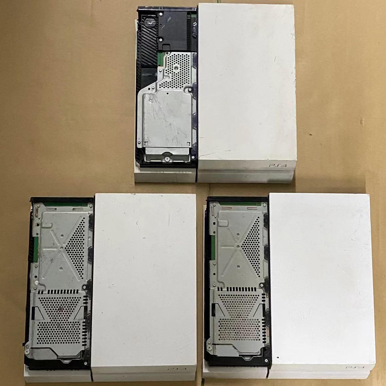 通電可 ジャンク PS4 本体3台セット CUH-1100A ×2 | CUH-1200A ×1 ケース