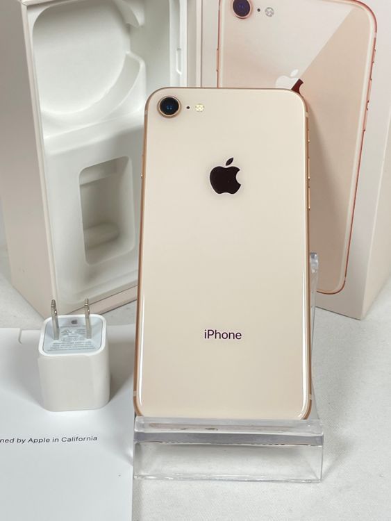 iPhone8plus 256GB ゴールド 画面割れ バッテリー82% 【公式通販】