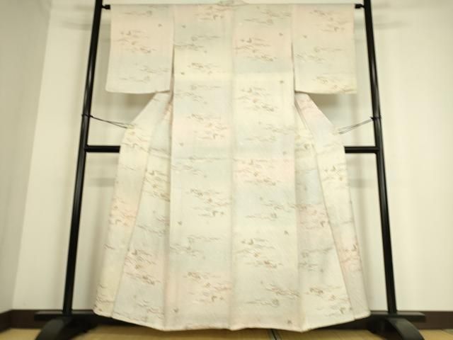 平和屋着物▽上質な小紋　単衣　芝に舞蝶　金彩　正絹　逸品　DAAS0199az 平和屋着物▽上質な小紋 単衣 芝に舞蝶 金彩 正絹 逸品 DAAS0199az