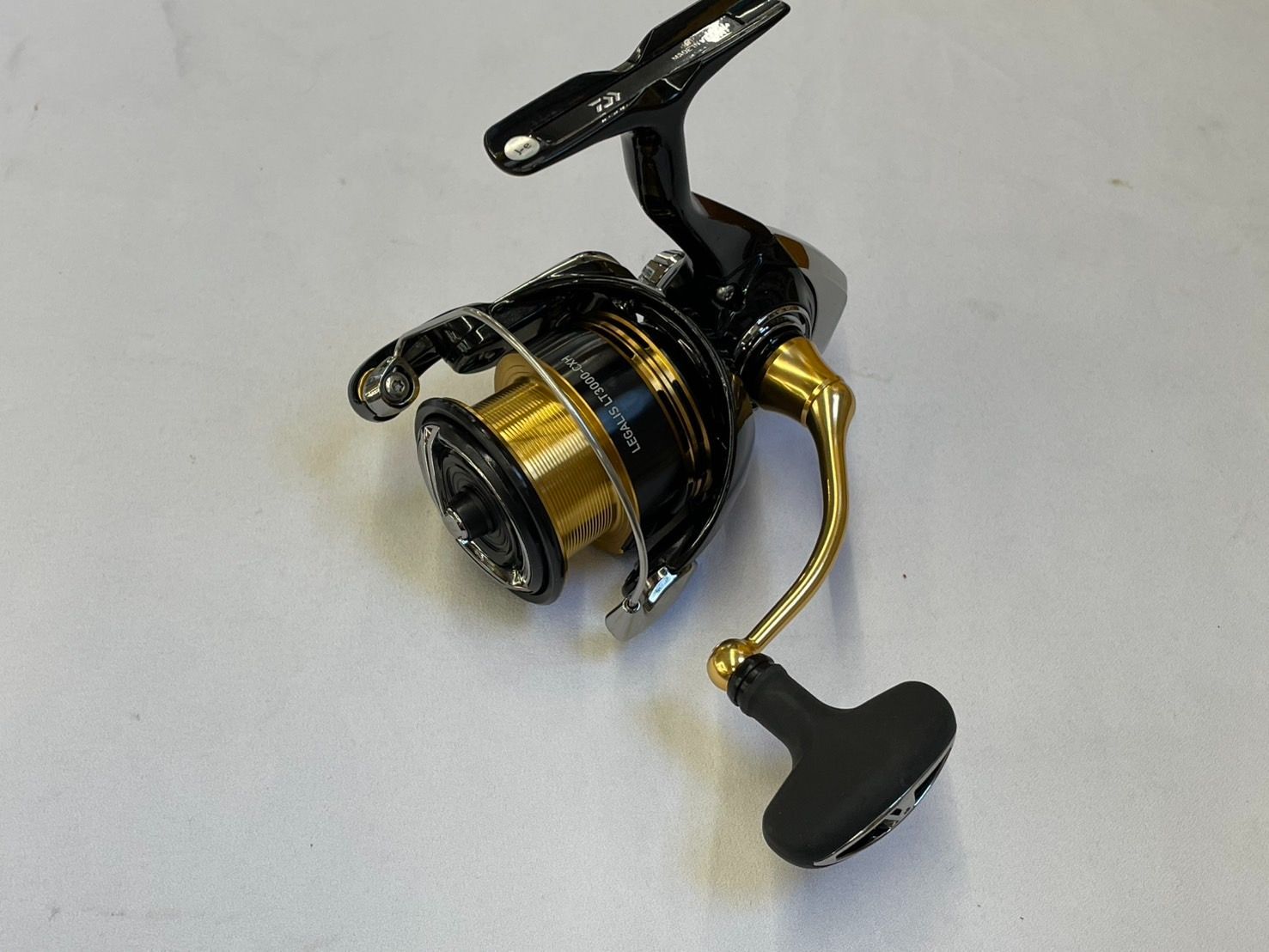 ダイワ 23レガリス LT3000-CXH スピニングリール シーバス