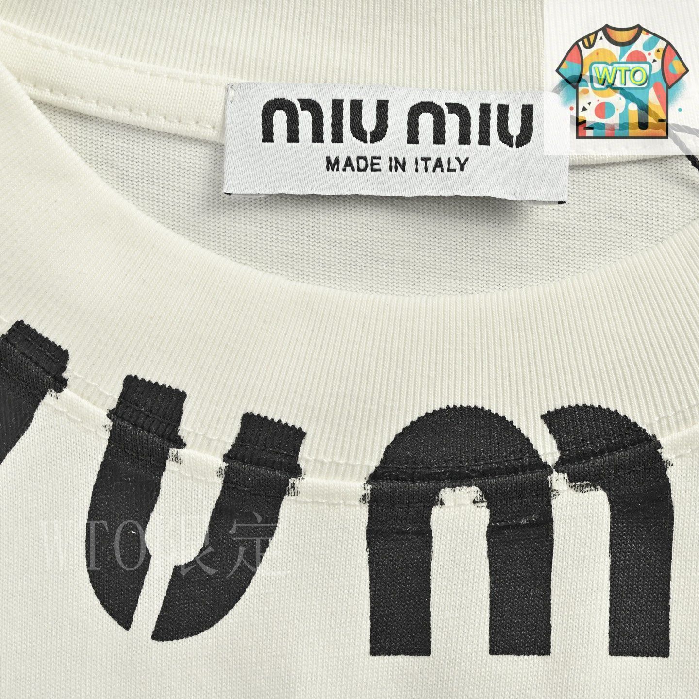 miu miu Tシャツ M 今日特価】MiuMiu 25ss ネックレタープリント T シャツ - メルカリ