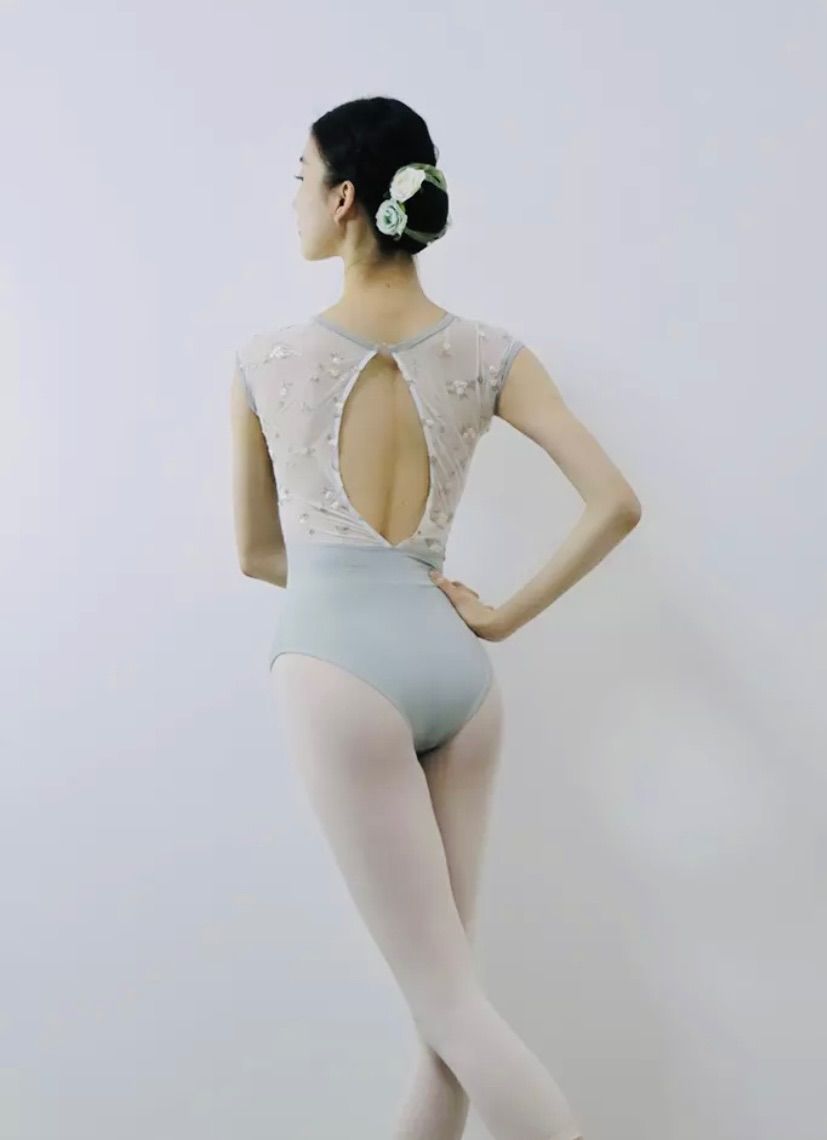 安い 大人レオタード Mサイズ Leotard.Tokyo general-bond.co.jp