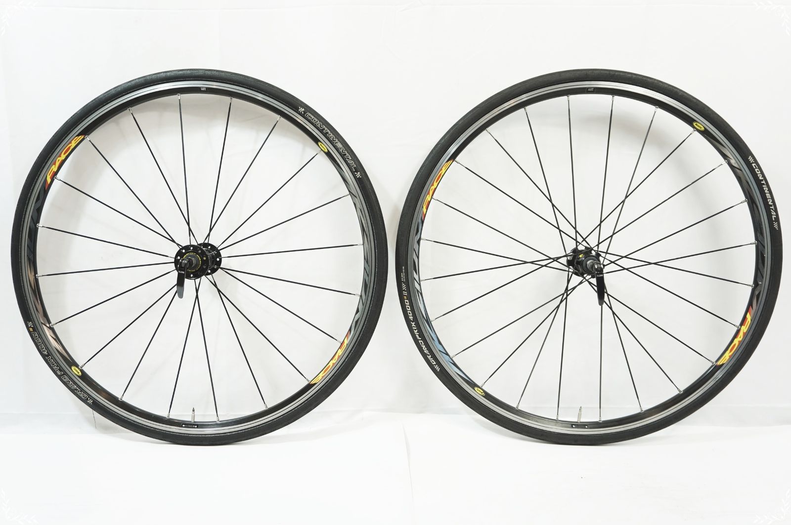 神奈川県手渡歓迎 MAVIC AKSIUM マビック アクシウム ホイール リア