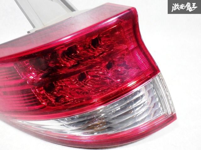 トヨタ 純正ACR50W ACR55W 50 エスティマ中期LED テールライト トヨタ 純正ACR50W ACR55W 50 エスティマ中期LED テールライト