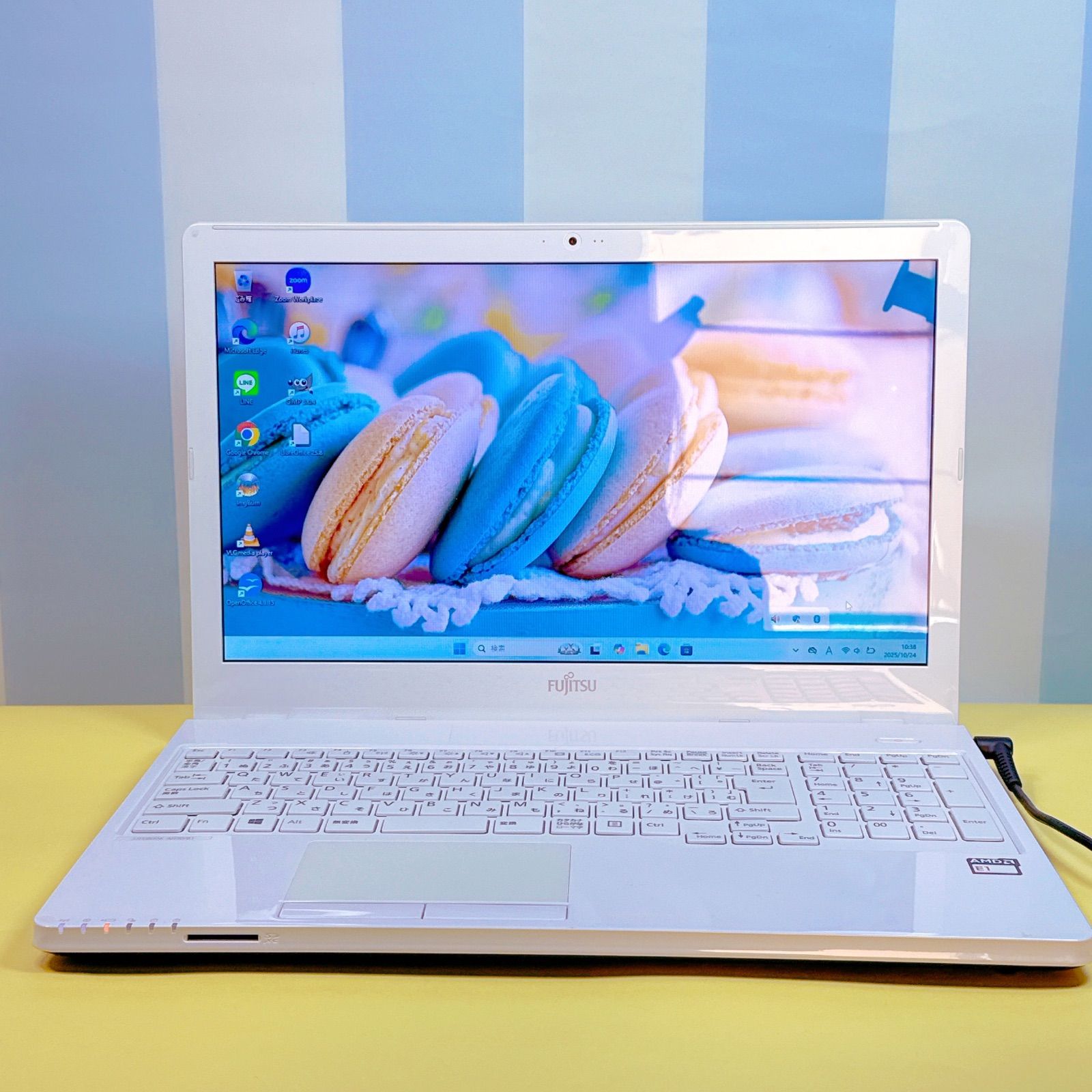 第10世代Core i7‼️超爆速16GB⭐️windows11⭐️SSD 薄型 オフィス付