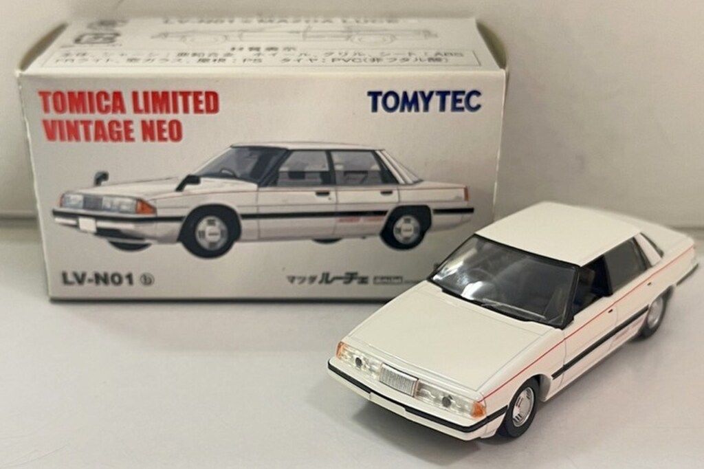 トミーテック TOMICA LIMITED VINTAGE NEO マツダ ルーチェ