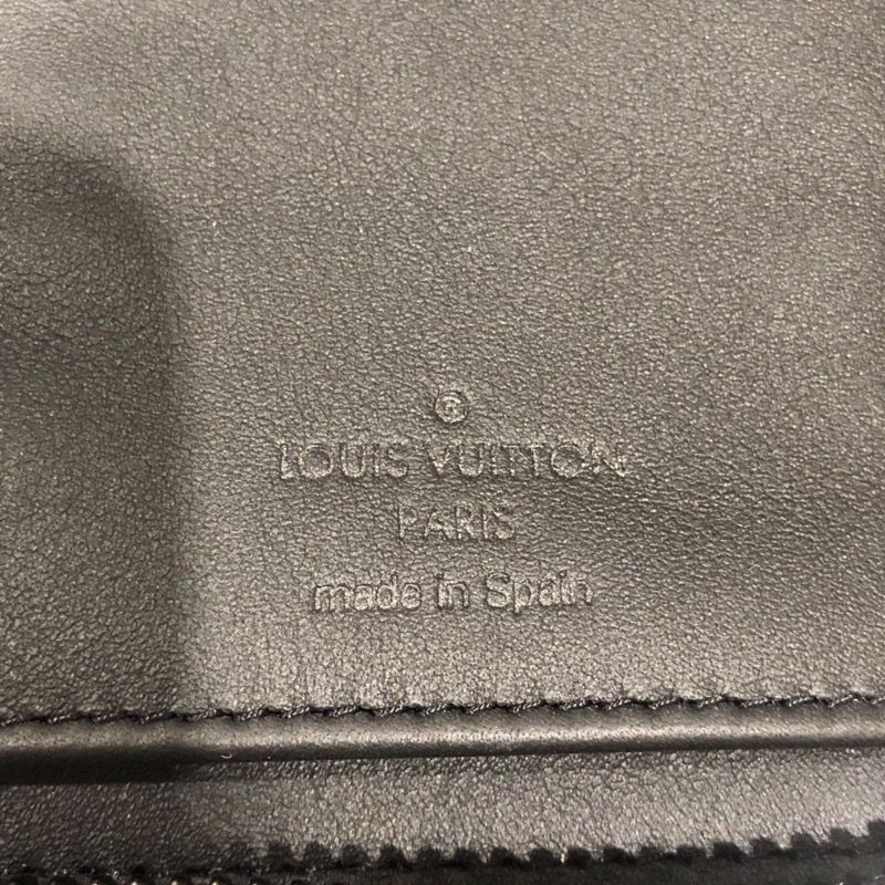 ルイヴィトント リヨンレザー ヴェルティカル ジッピーウォレット 長財布 D11 ルイ・ヴィトン LOUIS VUITTON ジッピーウォレット ・ヴェル