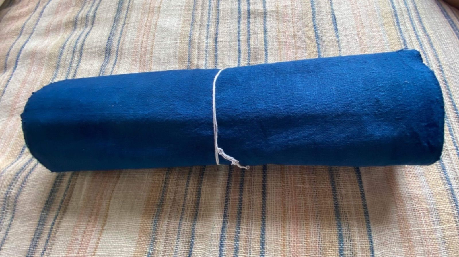 RFA レンテン族の藍染め生地7m反物 藍染め手織り