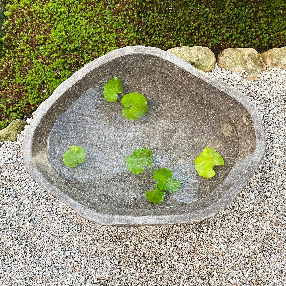つくばい 手水鉢 蹲 水鉢 睡蓮鉢 メダカ鉢 金魚鉢 石 大型