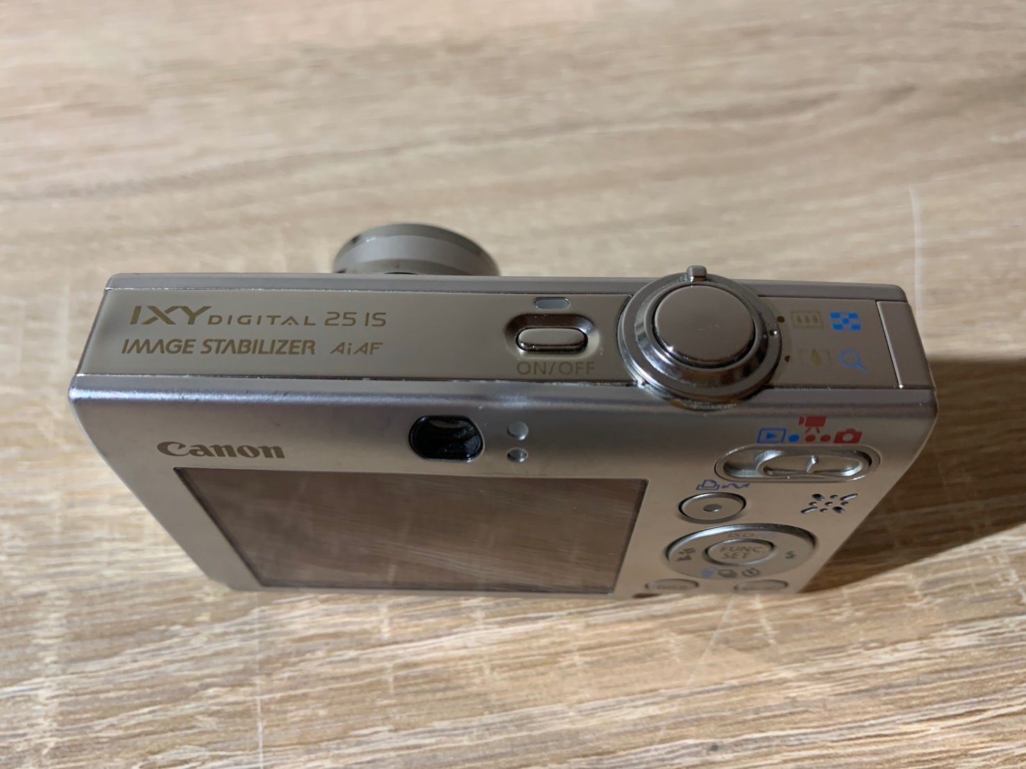 ジャンク品] Canon キャノン IXY Digital 25 IS