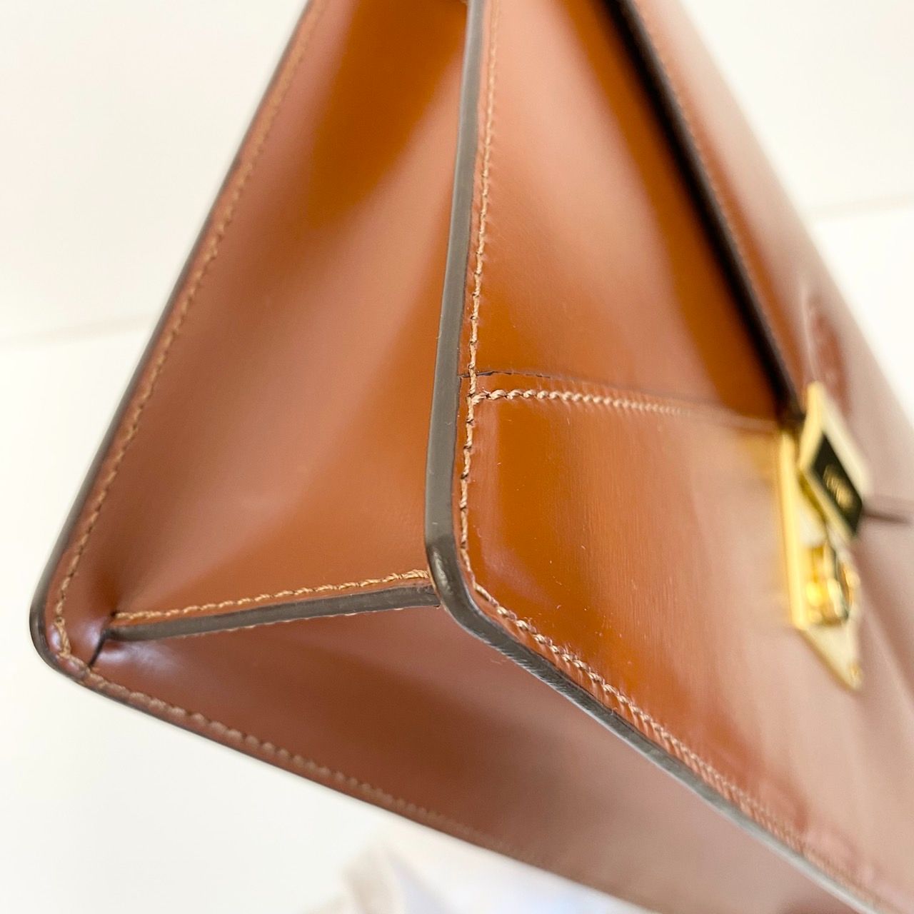 美品　LOEWE　ロエベ　アナグラム　キーロック　セカンドバッグ　クラッチ 美品 LOEWE ロエベ アナグラム セカンドバッグ クラッチバッグ
