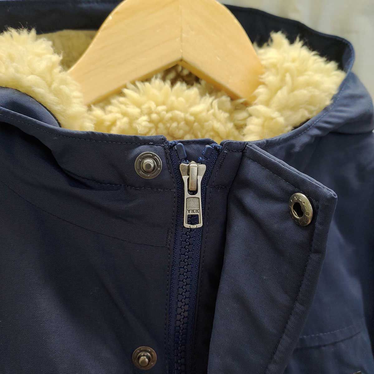 パタゴニア patagonia ボーイズインファーノ ジャケット ネイビー サイズL フード 68460 キッズ パタゴニア patagonia ボーイズインファーノ ジャケット