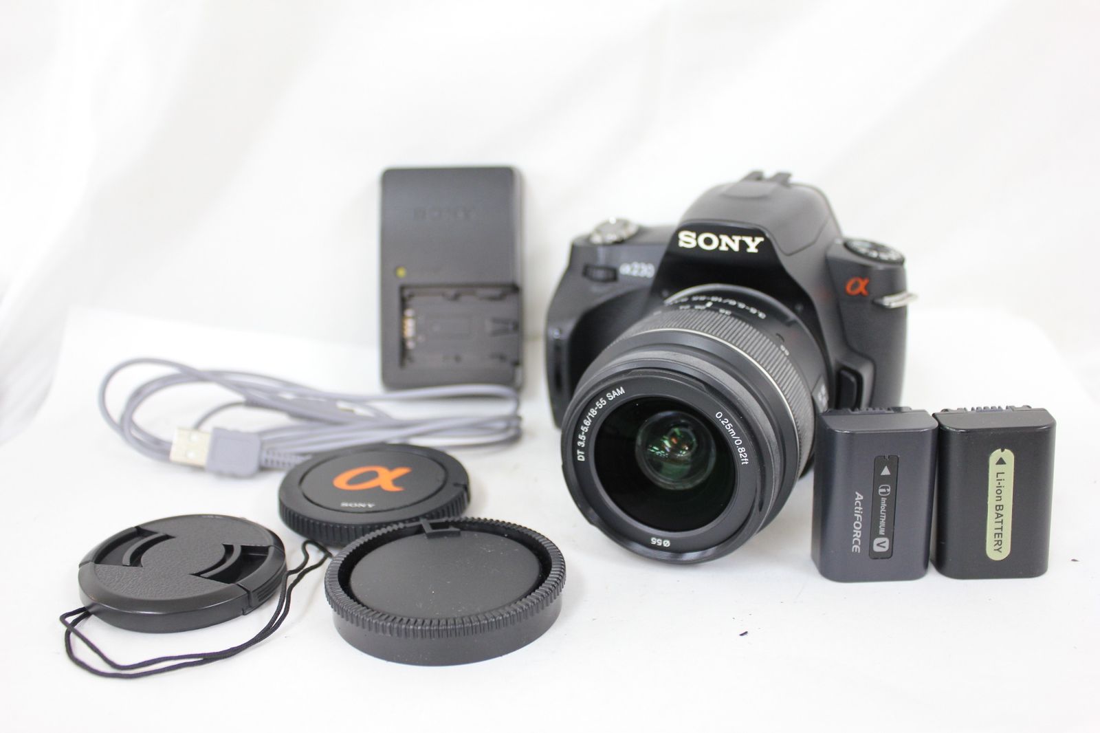 返品保証 ソニー SONY α DSLR-A230 DT 18-55mm F3.5-5.6 SAM バッテリー チャージャー付き デジタル一眼 e813