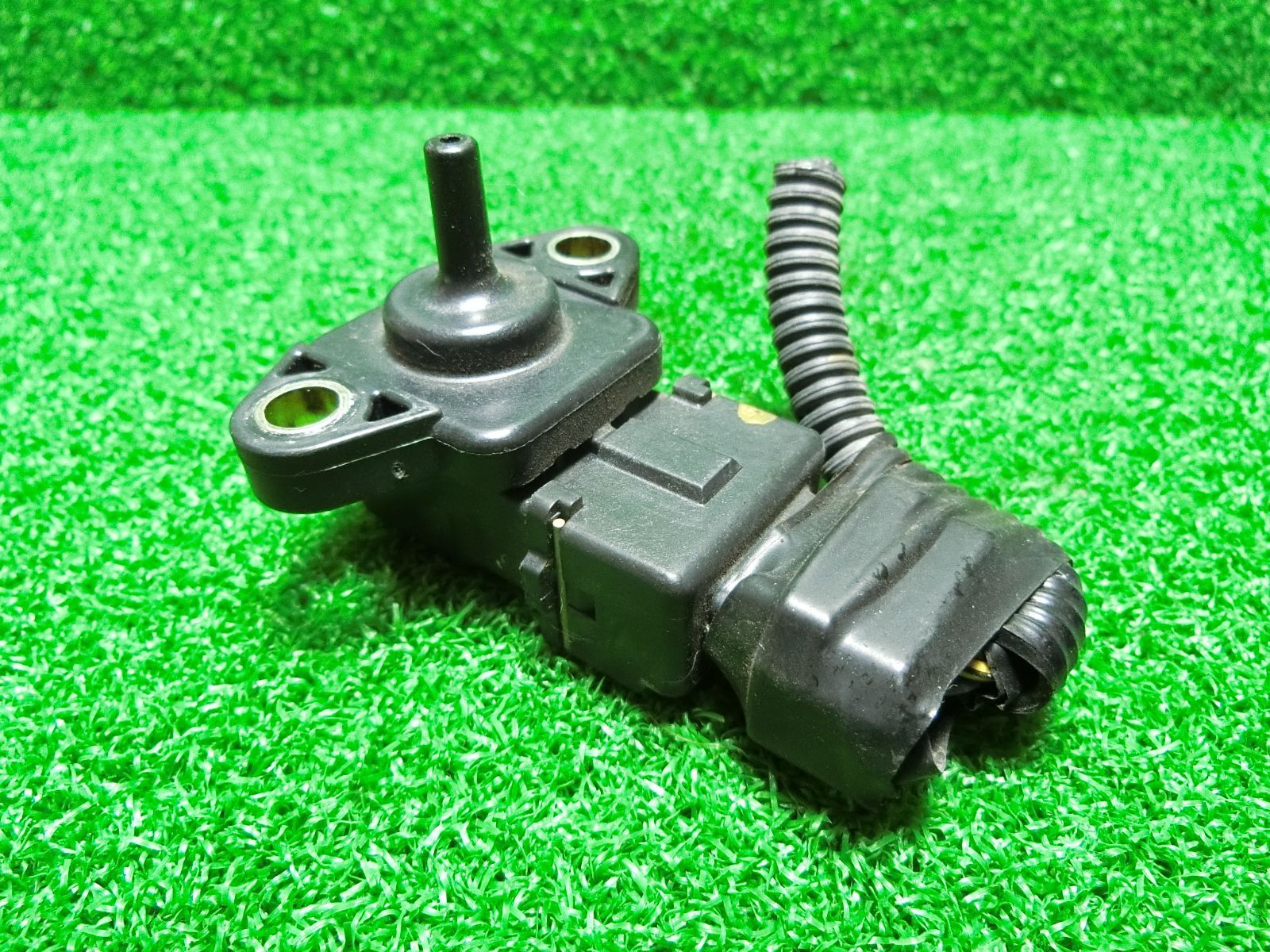[a6568] 送料無料 パジェロミニ H53A H58A MAP ブーストセンサー MR314986 - メルカリ