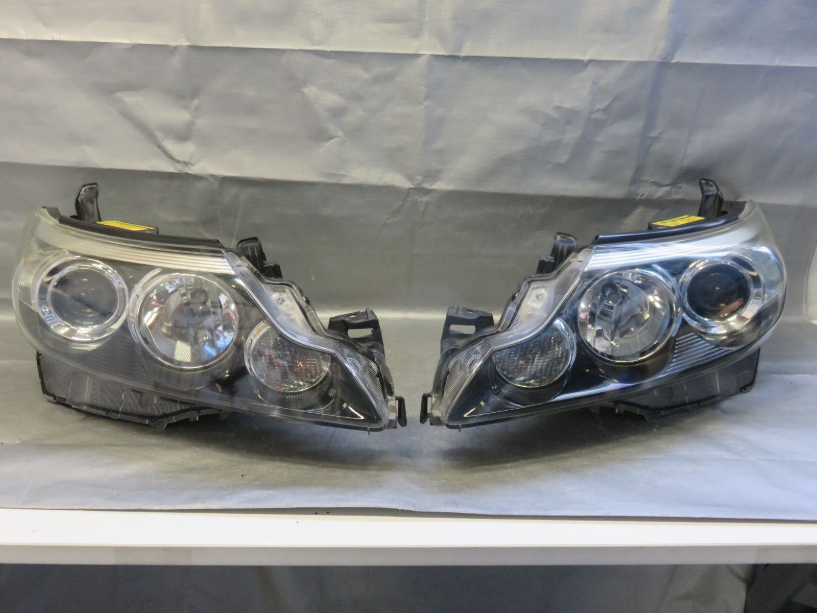 ＡＣＲ／ＧＳＲ／５０／５５　エスティマ　前期　ＨＩＤ用　ＡＦＳ無　ヘッドライト左右　コイト２８－１９２　１９３５１００ ＡＣＲ／ＧＳＲ／５０／５５ エスティマ 前期 ＨＩＤ用 ＡＦＳ無