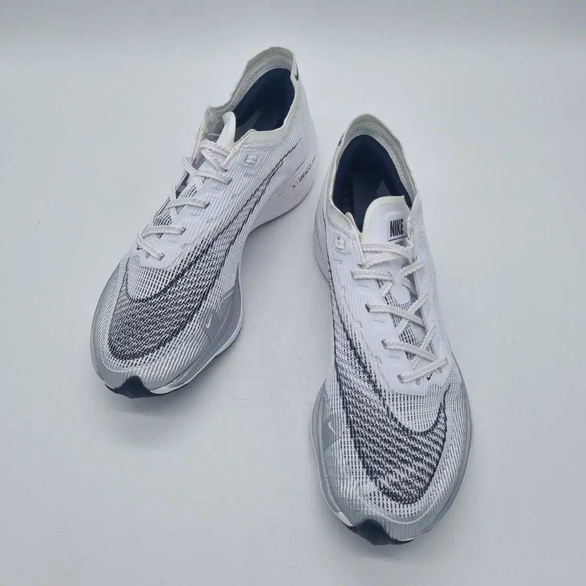 NIKE(ナイキ) ズーム X ヴェイパーフライ ネクスト 2 白 レディース