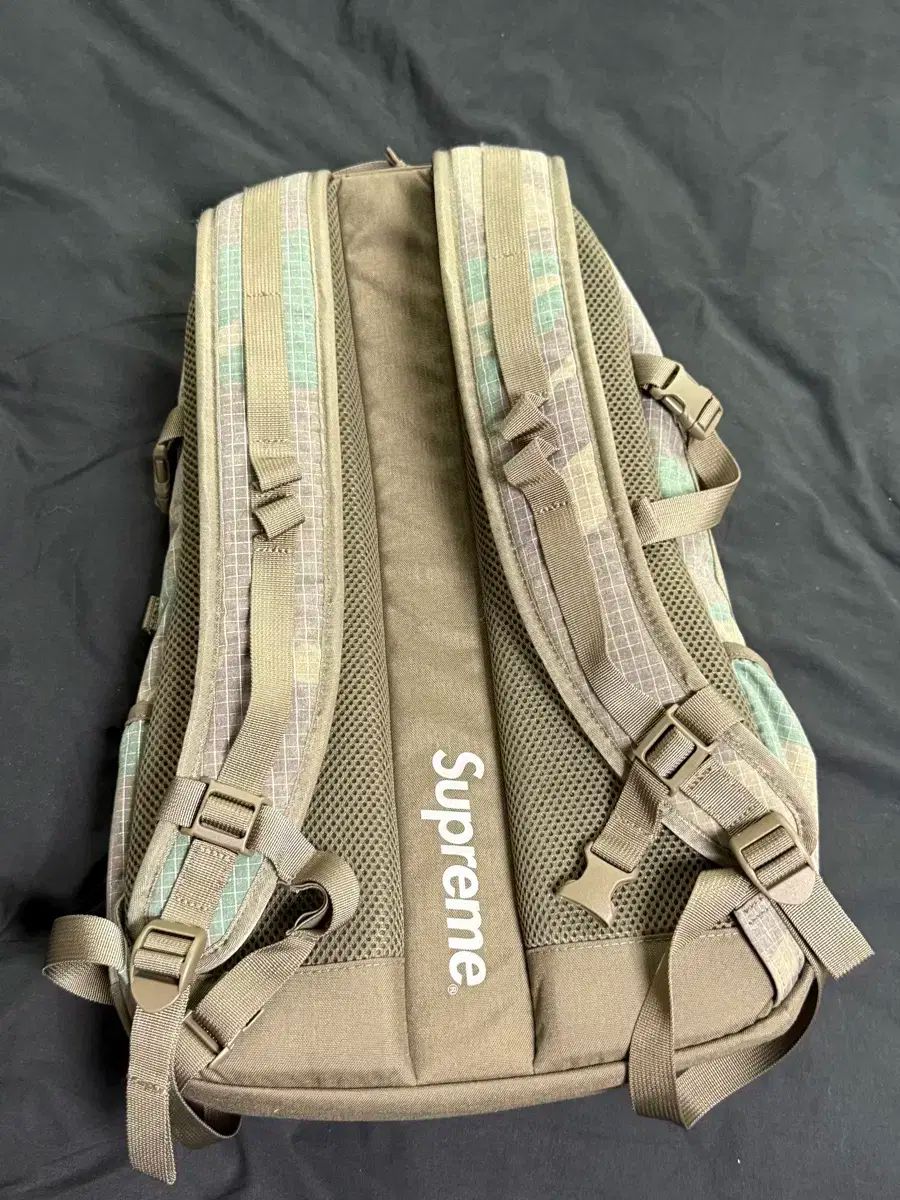 シュプリーム24SS バックパック ウッドランドカモ Supreme 24SS Backpack Woodland Camo シュプリーム 24SS バック