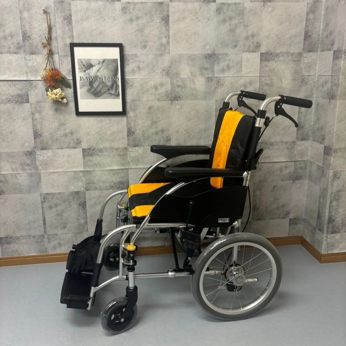 MIKI アルミ車椅子 自走式 手折れ式 中古