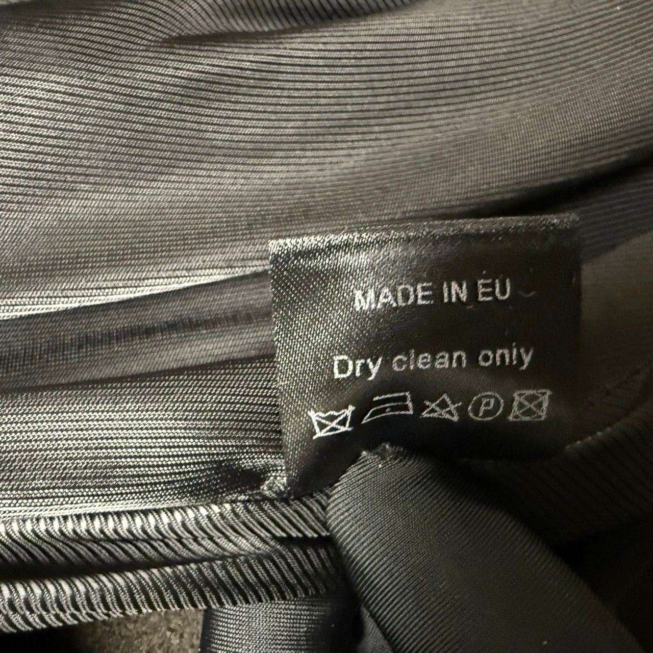 MARINA YEE マリナイー M.Y.IMPER LIMITED EDITION U SIT ON IT Trench 
