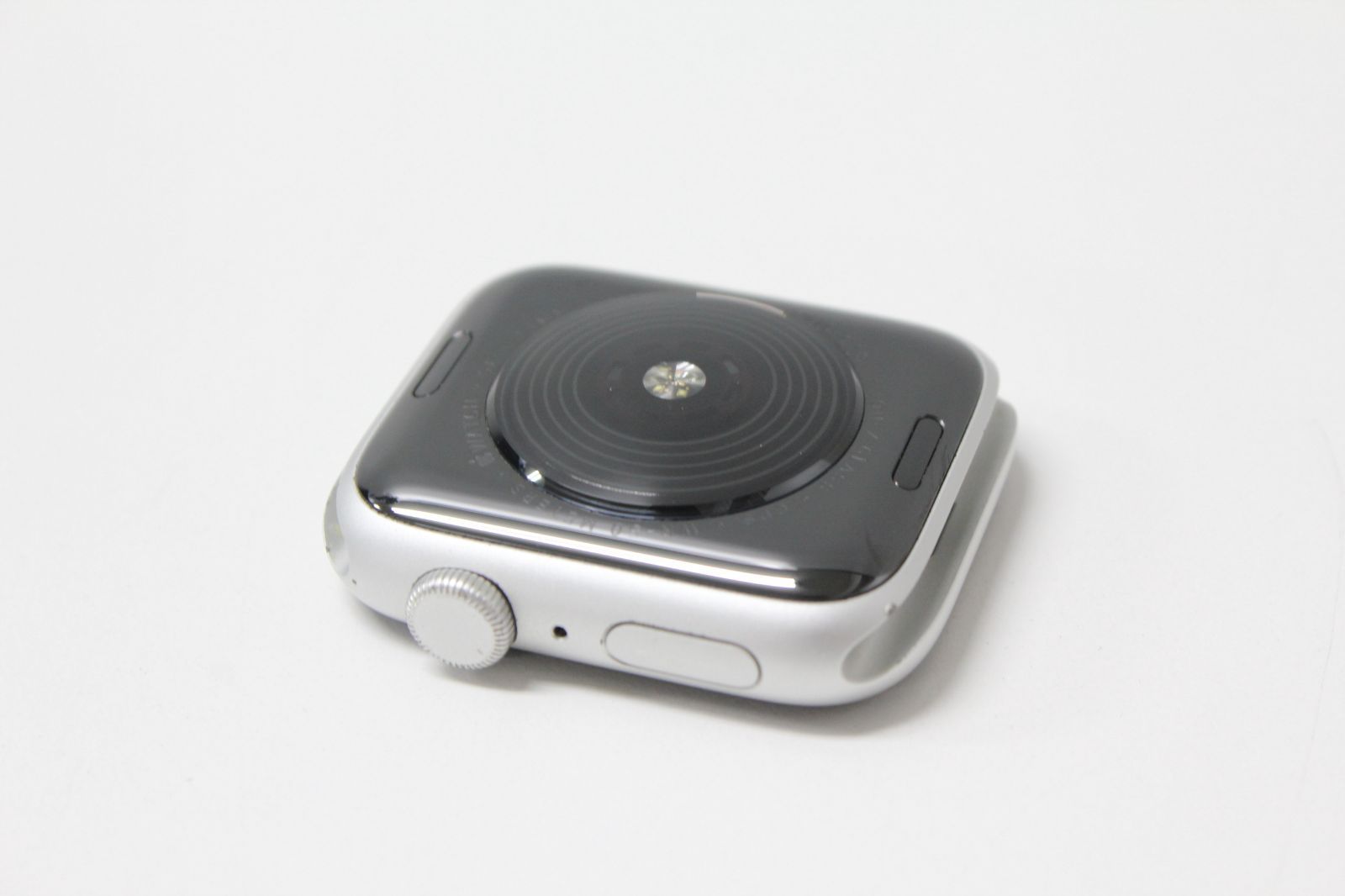 【海外定番】 Apple Watch SE 第1世代 GPS|44mm|A2352 MKQ43J|A