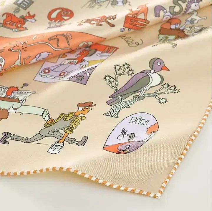 HERMES（エルメス) カレ リブレ Carre Libre シルク レディース