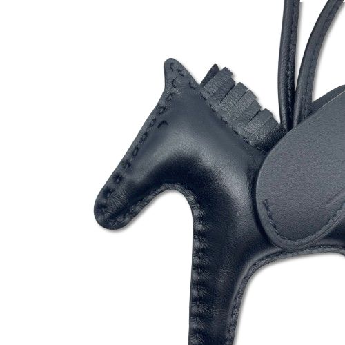 新品 エルメス ペガサス PM チャーム ノワール ソーブラック K刻印 黒 エルメス ペガサスチャーム PM ソーブラック K刻印 エルメス HERMES