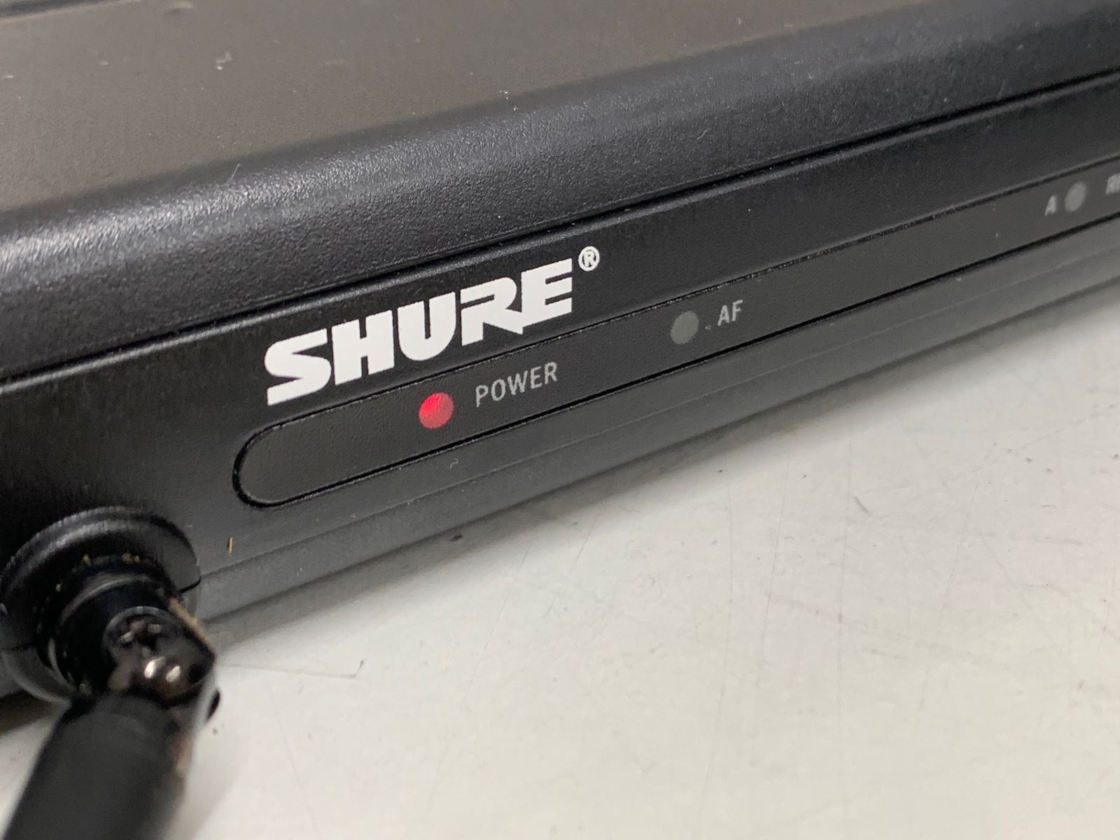 SHURE ワイヤレスシステム用 受信機 SVXシリーズ SVX4J シングルチャンネル ダイバーシティ SVX4J-JB1