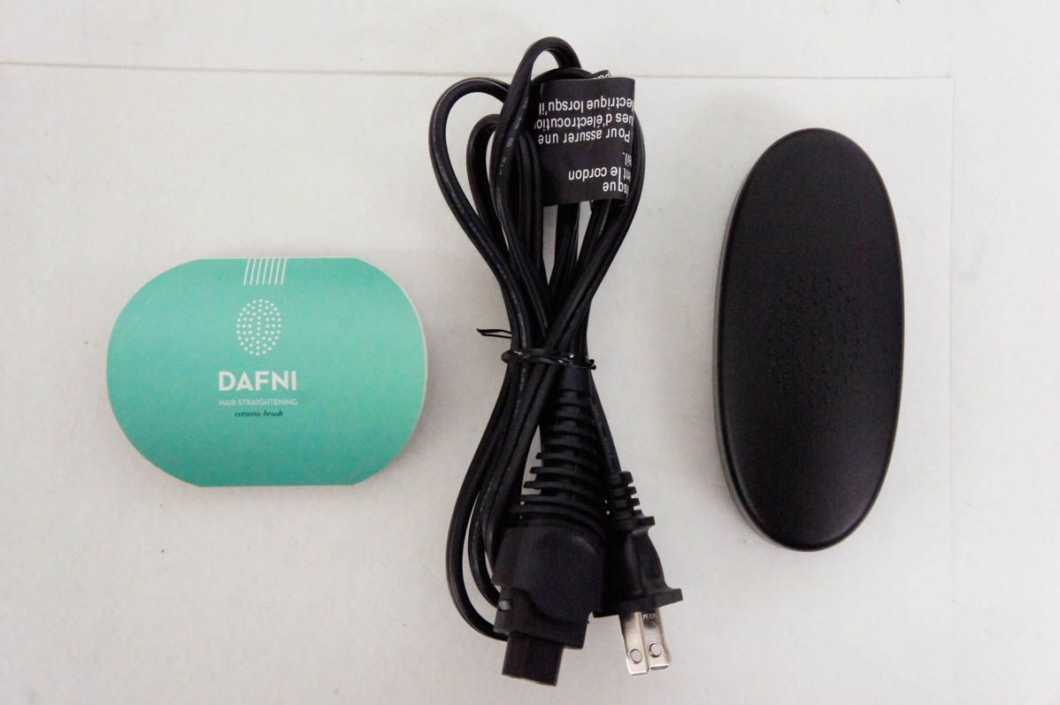 【中古】YA-MANヤーマン DAFNI go ダフニ ゴー ストレートヒートブラシ DH1.1G ヘアアイロン 中古 YA-MANヤーマン DAFNI go ダフニ ゴー ストレートヒートブラシ
