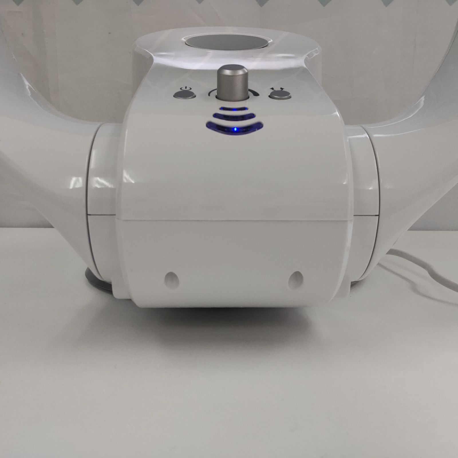 サーキュレーター 羽根なし ベルソス VS-S90 ホワイト 首振り 扇風機