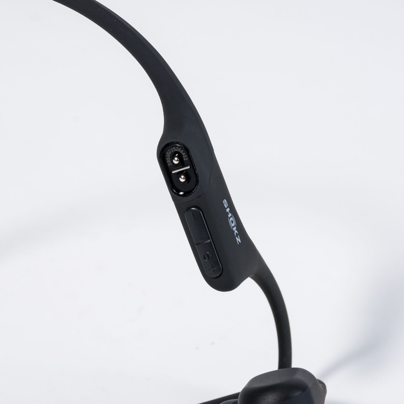 新品未使用・未開封】SHOKZ OPENRUN 骨伝導イヤホン ブラック