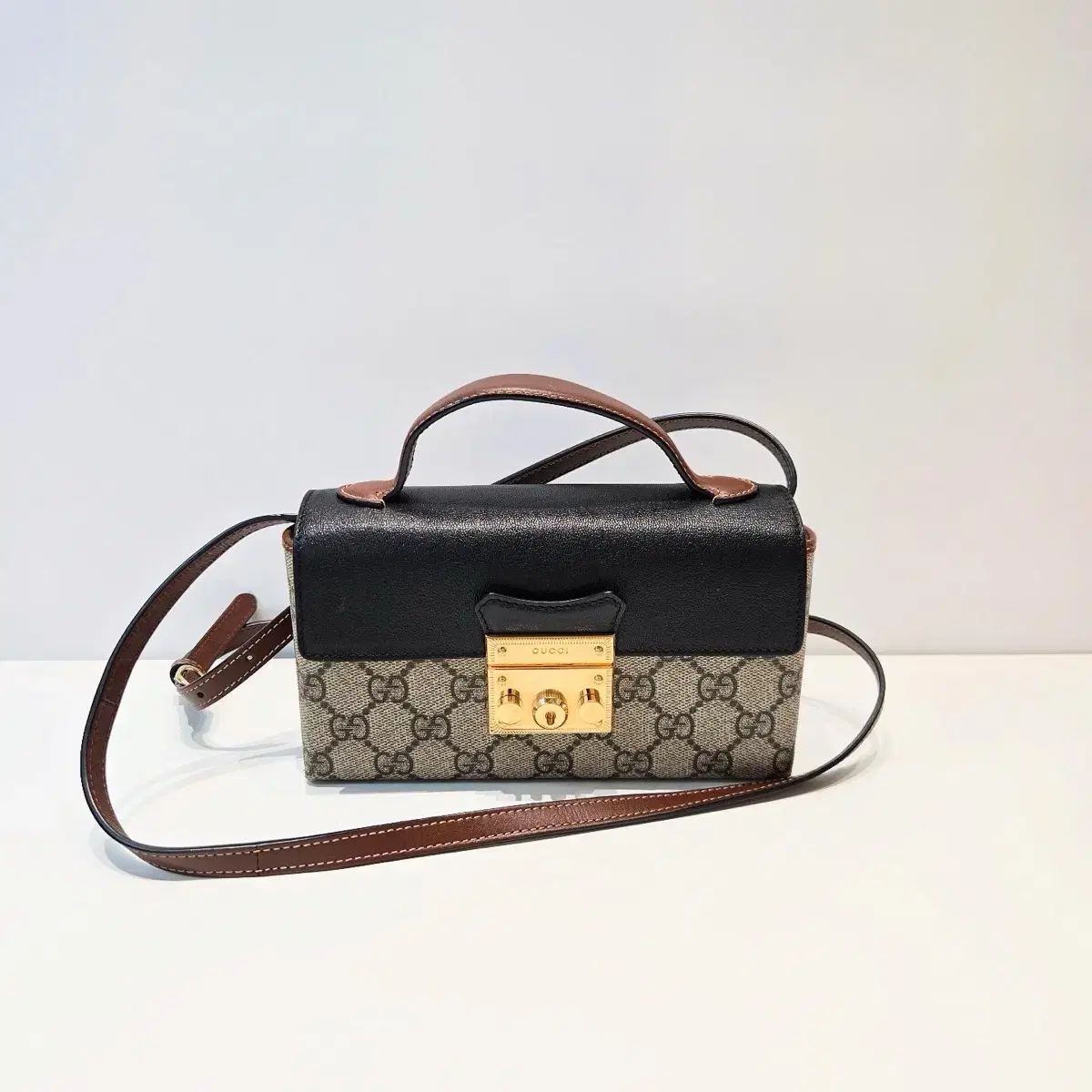 GUCCI グッチ 652683 GG Supreme シュプリーム キャンバス 金具 ミニ パドロック クロスバッグ