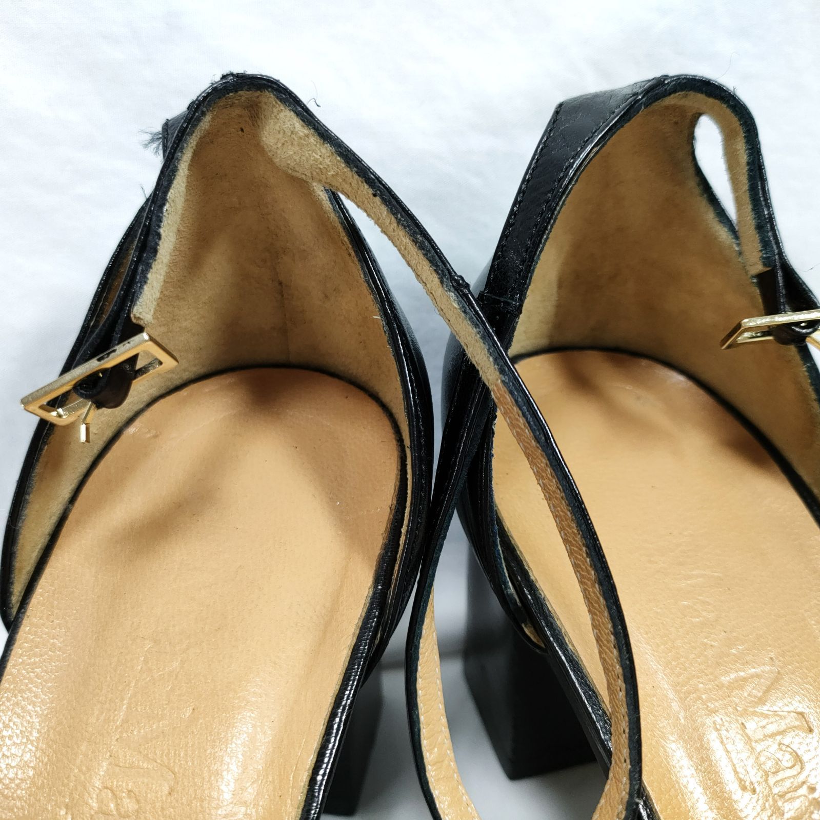 美品。MaxMara マックスマーラサンダル36
