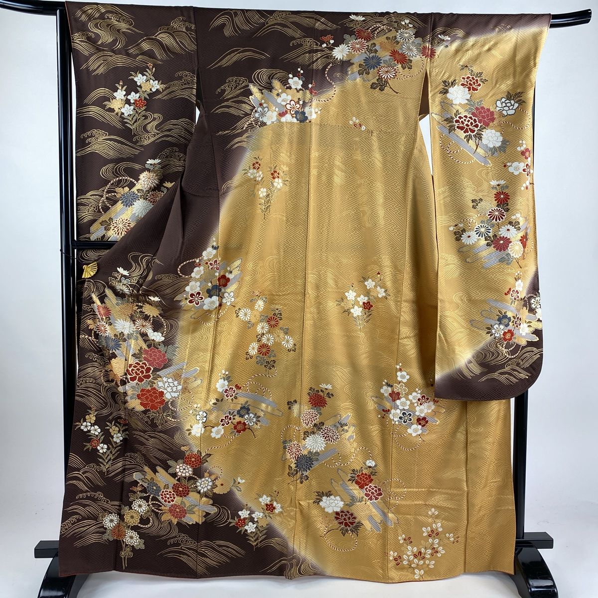 振袖 身丈166.5cm 裄丈67cm M 袷 花筏 波 金糸 金彩 焦茶色 正絹 名品  
