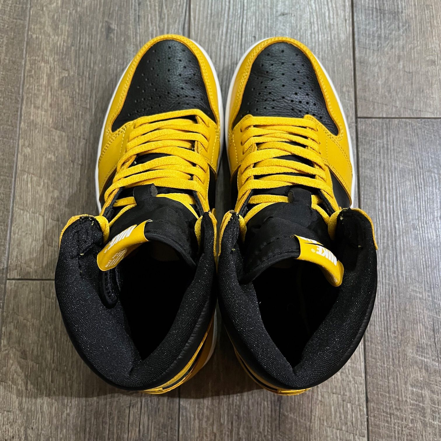 国内正規 NIKE AIR JORDAN 1 RETRO HIGH OG 