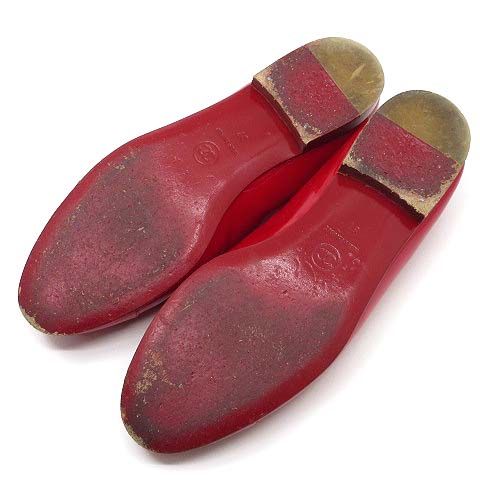 CHANEL 赤 レザー フラットシューズ 【公式通販】