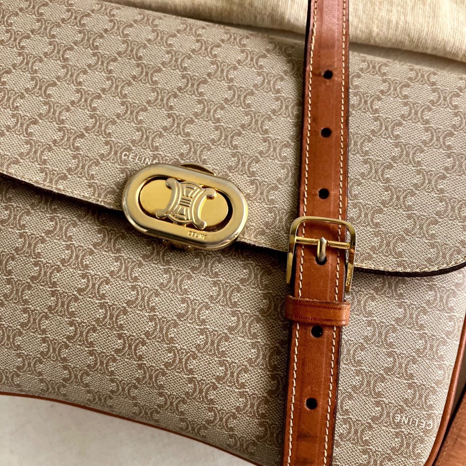 Celine セリーヌ ショルダーバッグ マカダム柄 トリオンフ ゴールド 