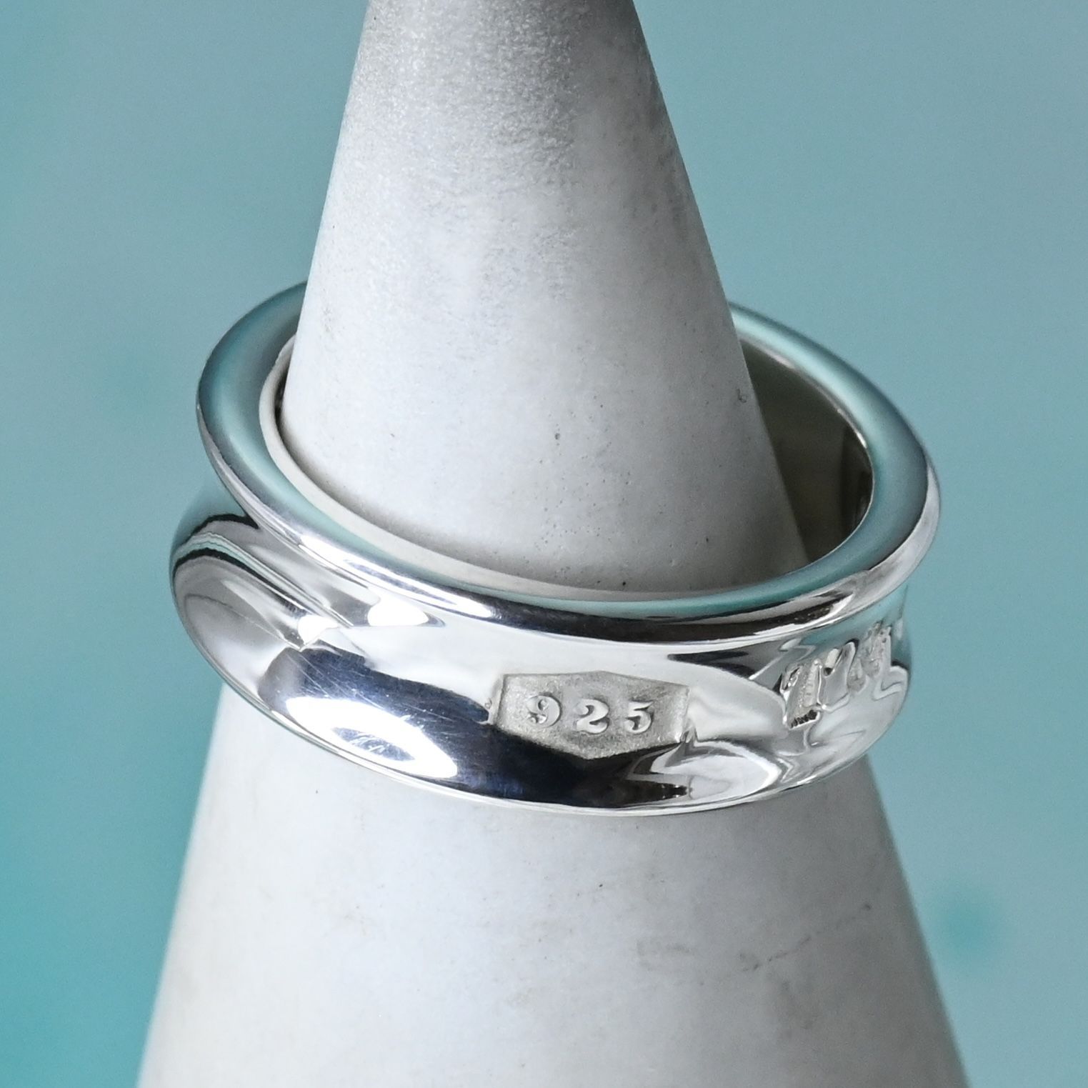 ティファニー モンタナ 2P サファイア ナロー リング 11号 シルバー