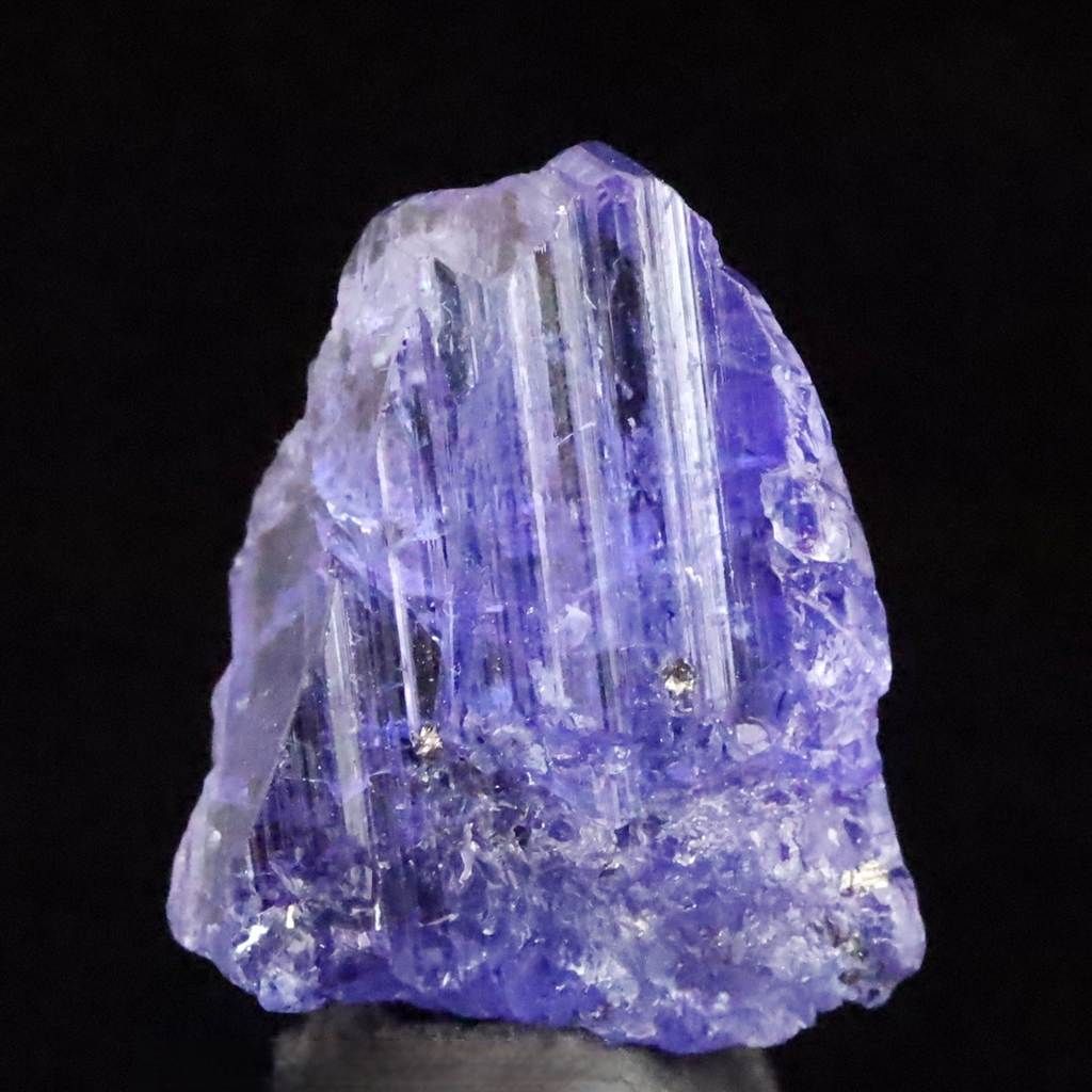 【鉱物標本】非加熱タンザナイト原石 タンザナイト 非加熱 15.4mm原石 結晶 5.53ct 【榎本通商56448