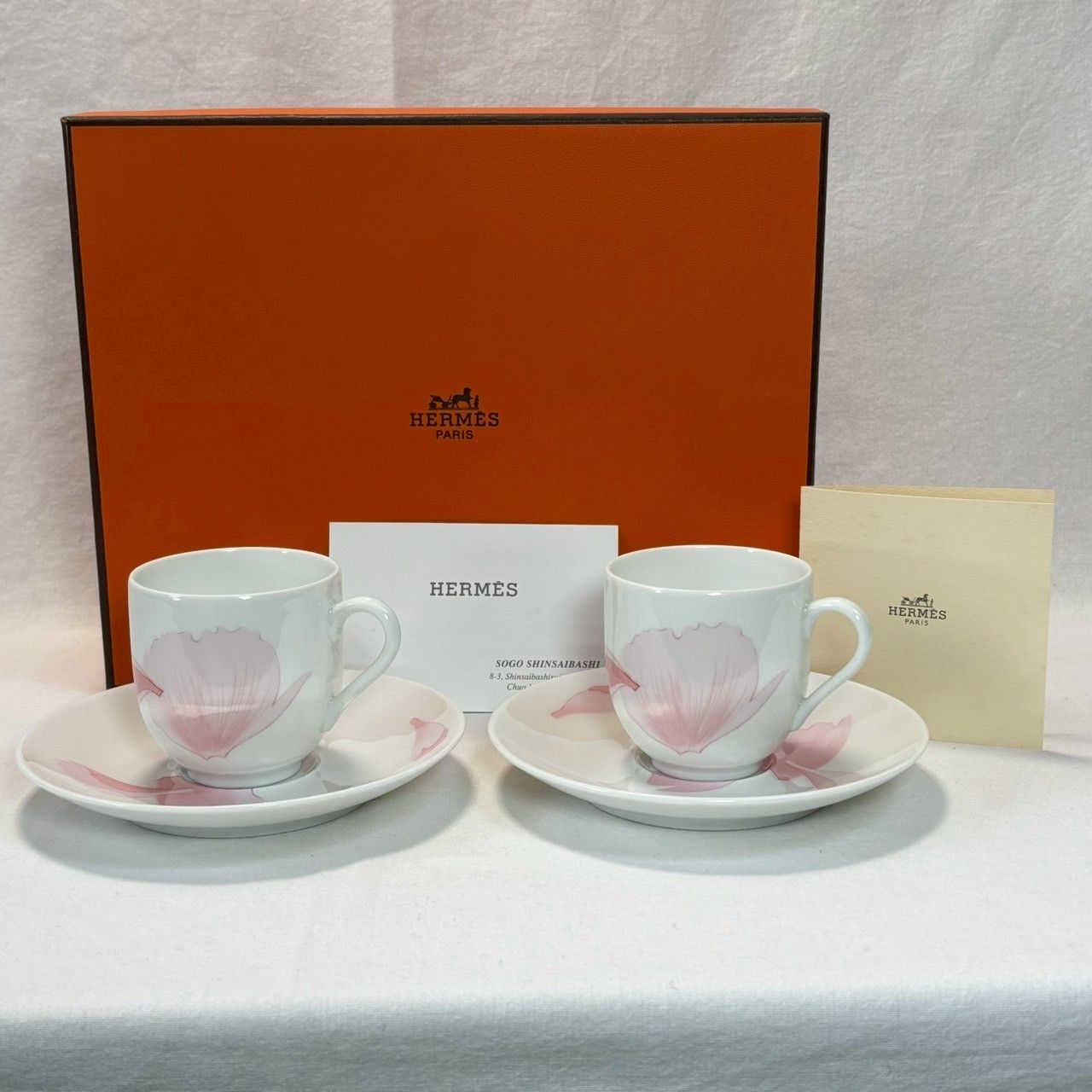 | HERMES|エルメスピヴォワンヌ|ティーカップ|ソーサー |セット|2客|箱|ギャランティ付き|No.314