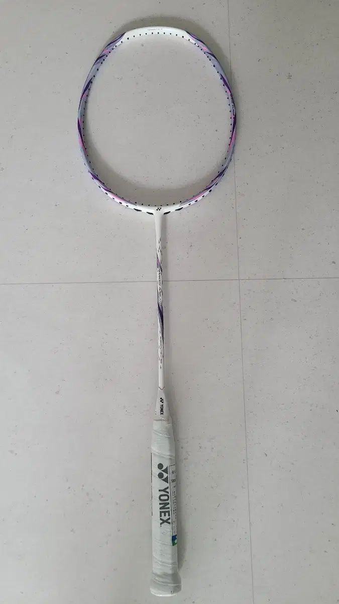 ヨネックス YONEX NANOFLARE₍ナノフ 111 バドミントンラケット