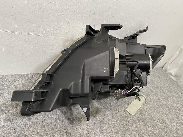 セレナ ハイウェイスター/S/G/RS/RX C25/NC25/CC25/CNC25 純正 後期 右