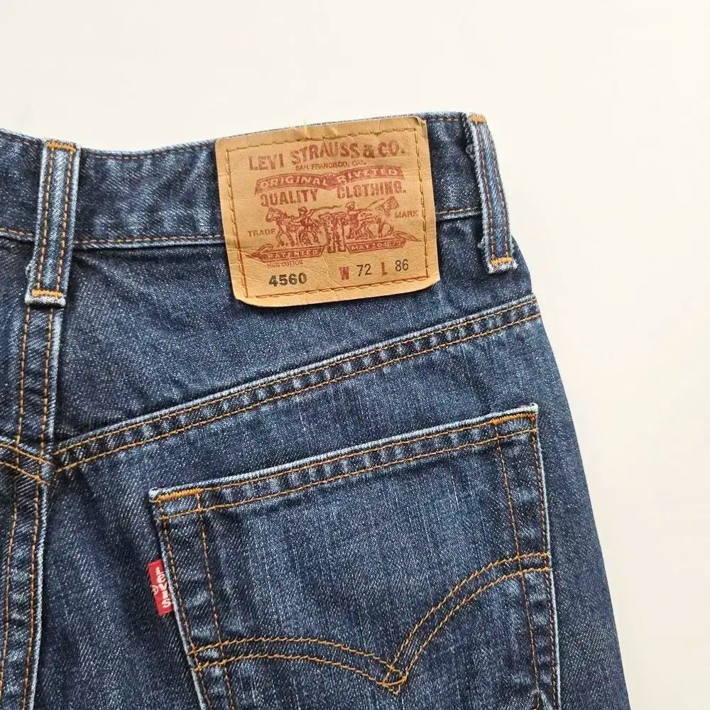 Suguru様Sphinx ギブレガラス ヴィンテージ ブローチ9613 SPHINX