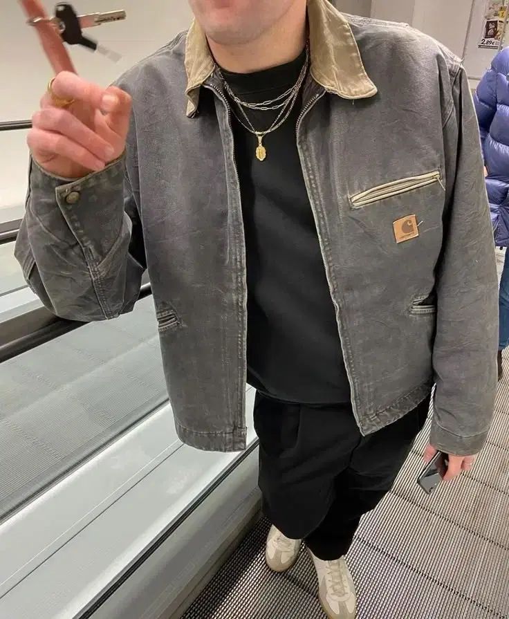 XL Carhartt(カーハート) j97 デトロイトジャケット ジャケット PTL