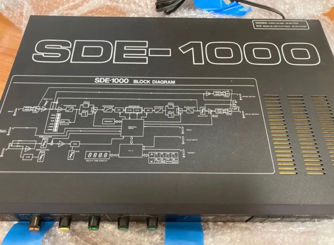 デジタルディレイ　Roland　サウンドレコーディング　メルカリ　SDE-1000　デジタルエフェクター