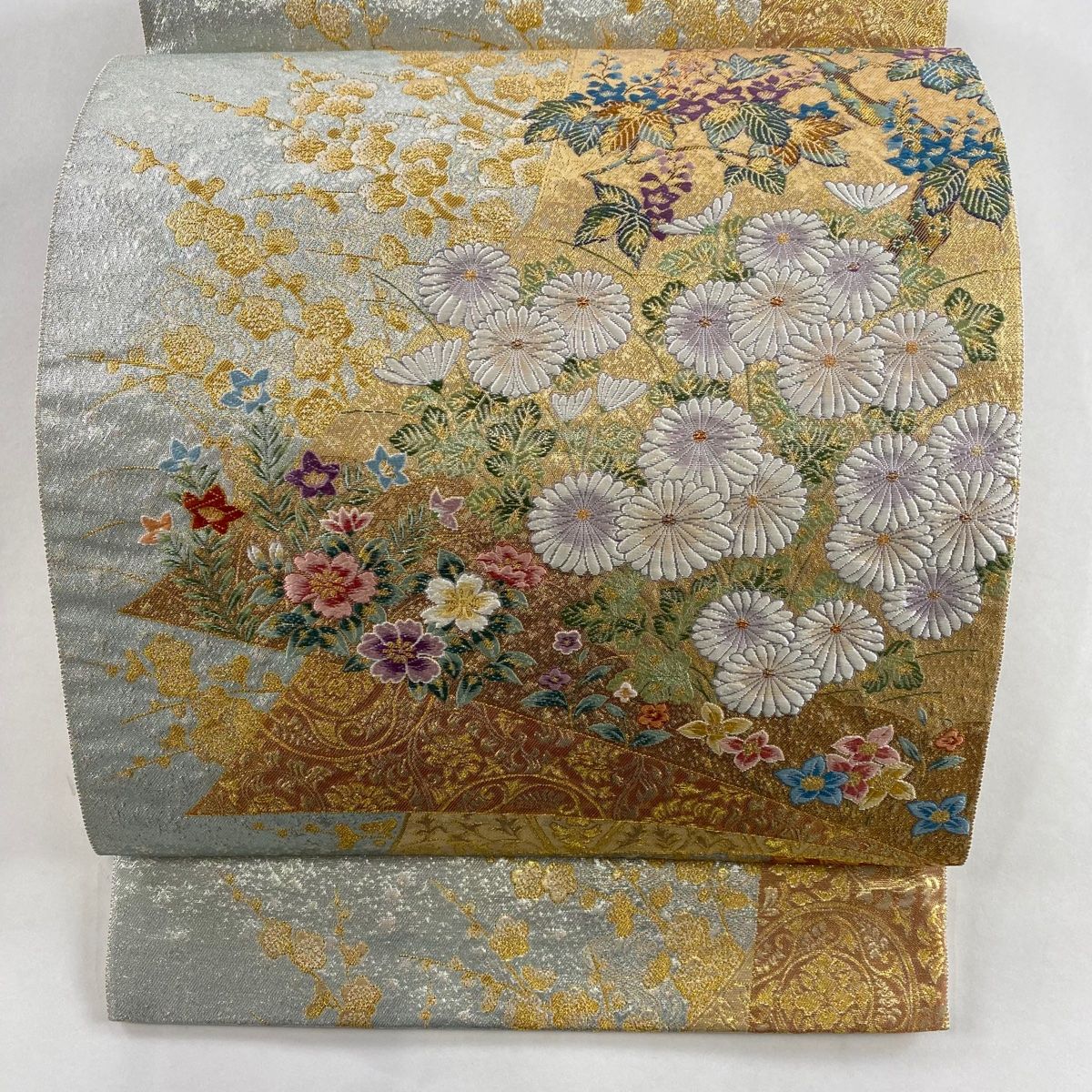 袋帯 美品 秀品 草花 金糸 箔 金色 六通 正絹 【中古】 - メルカリ