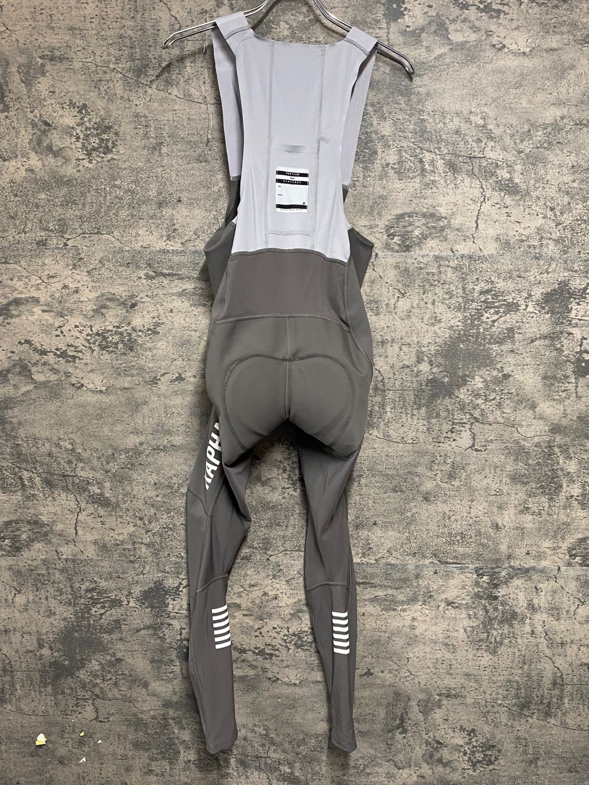 有名ブランドも見つかる！ JF360 ラファ Rapha PRO TEAM WINTER BIB TIGHTS WITH PAD 2 ビブタイツ 茶 M 裏起毛 愛