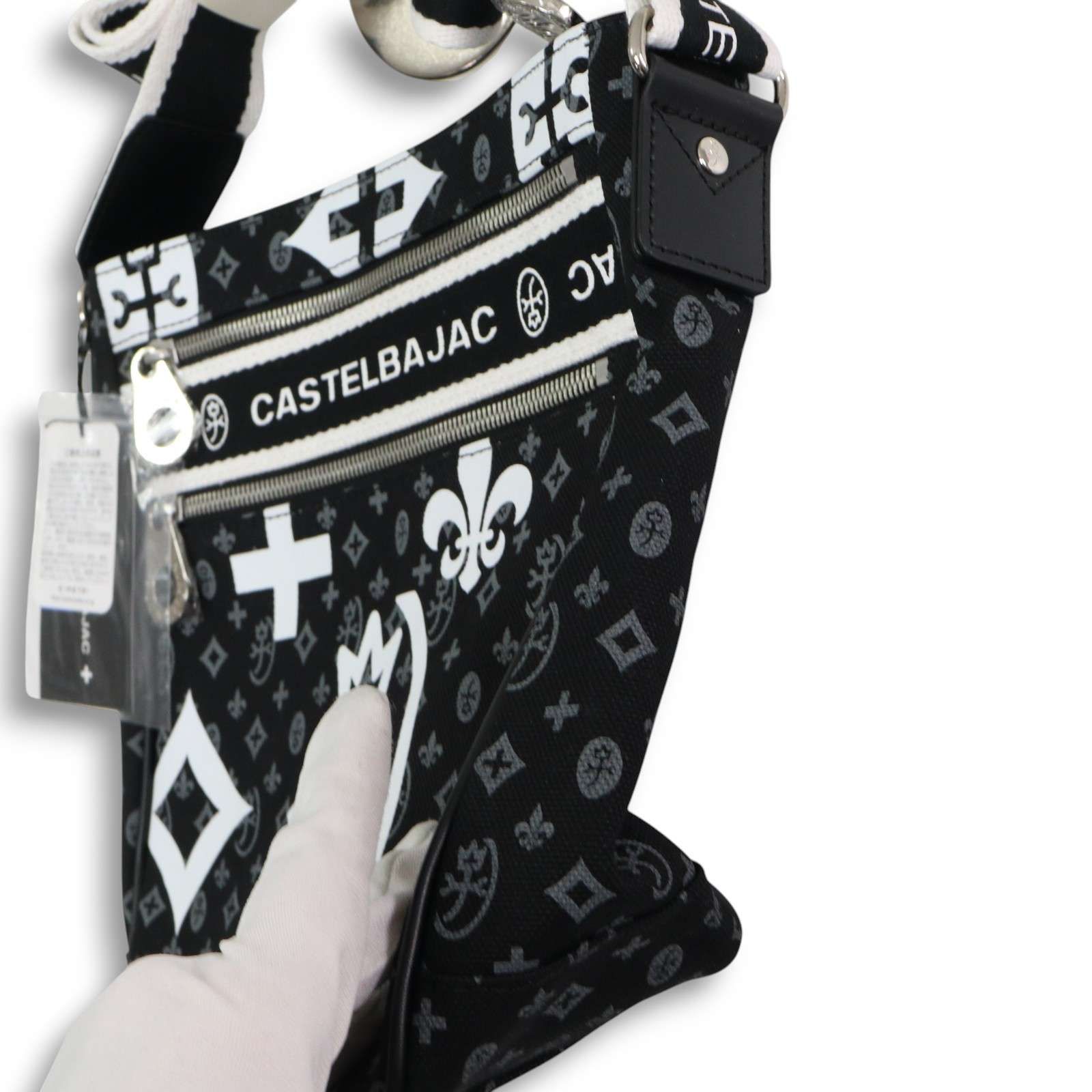 (タグ付き新品未使用)CASTELBAJAC ショルダーバッグ 新品 未使用】 CASTELBAJAC カステルバジャック ロゴ モノグラム
